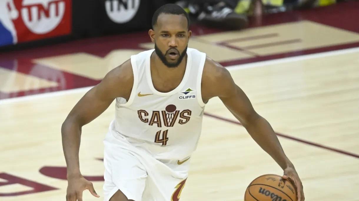 九游体育娱乐-冲刺阶段NBA季后赛传出新动向，印第安纳步行者造点机会，管理层表态：底气十足，心理建设被强调的简单介绍